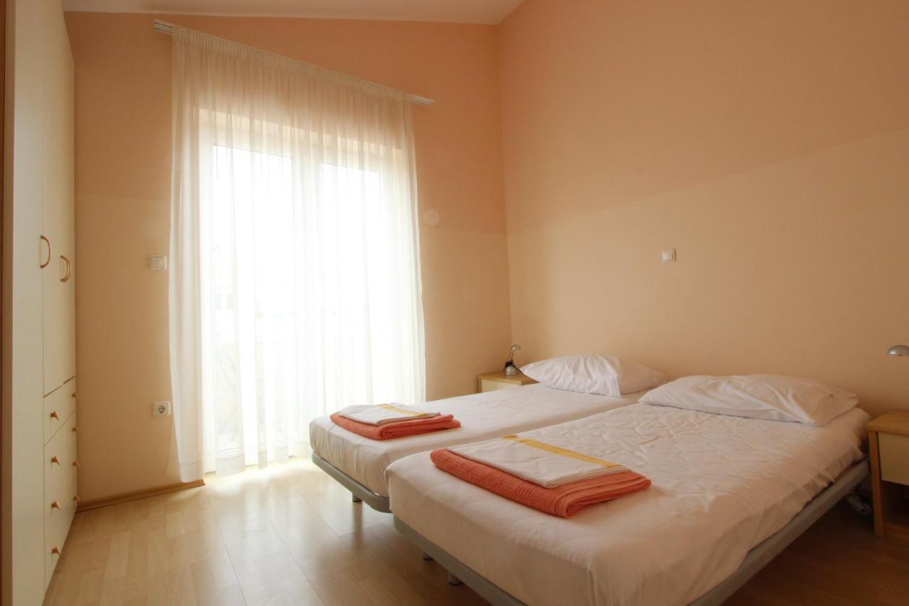 Apartments Miriam Premantura Bagian luar foto